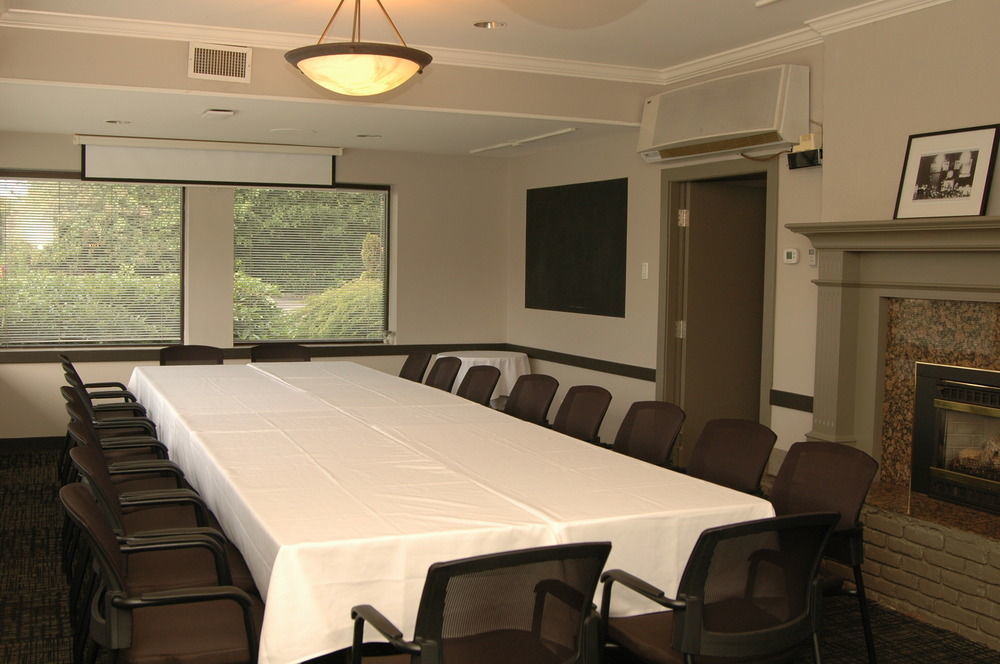 Ramada By Wyndham Duncan Cowichan Valley Buitenkant foto